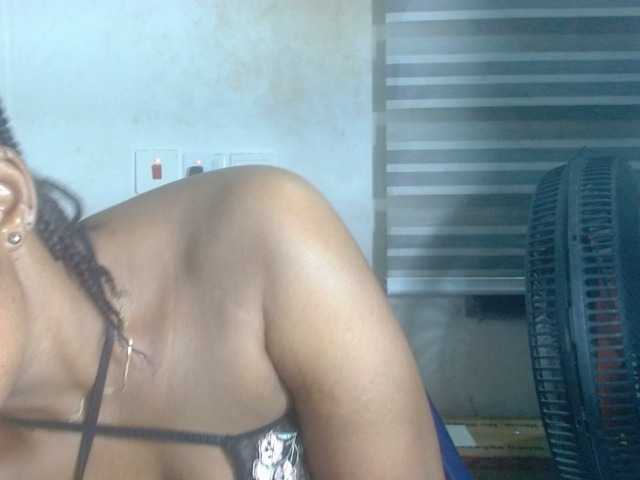 Slutcunt live cam on BongaCams