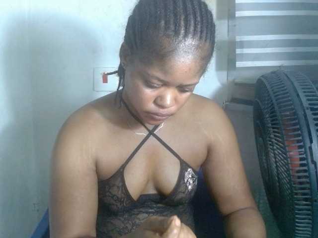 Slutcunt live cam on BongaCams