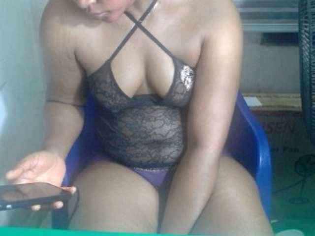 Slutcunt live cam on BongaCams