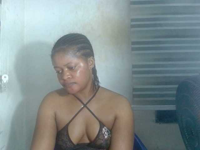 Slutcunt live cam on BongaCams