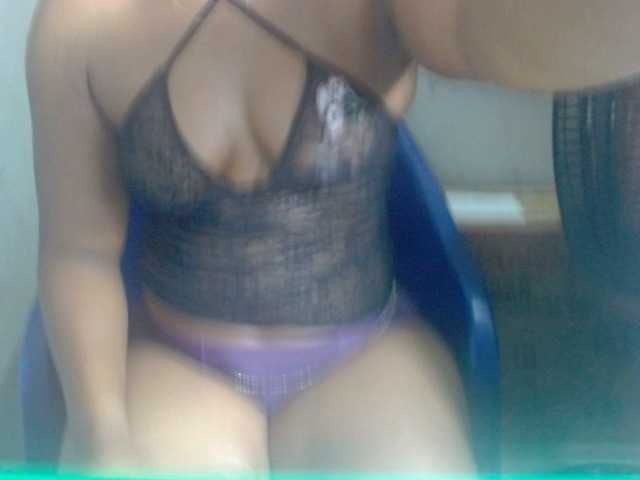 Slutcunt live cam on BongaCams