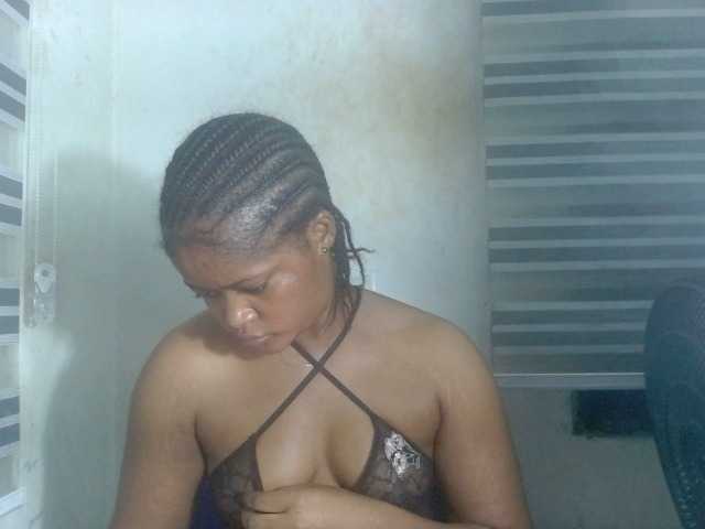 Slutcunt live cam on BongaCams