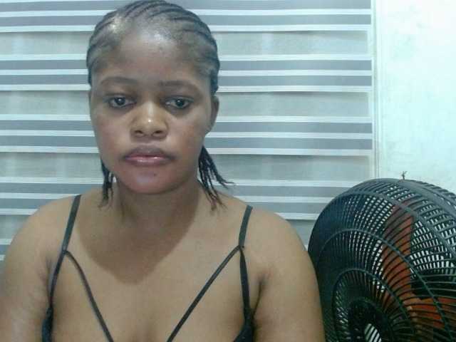 Slutcunt live webcam show