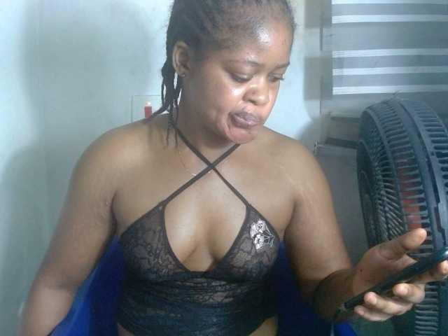 Slutcunt live cam on BongaCams