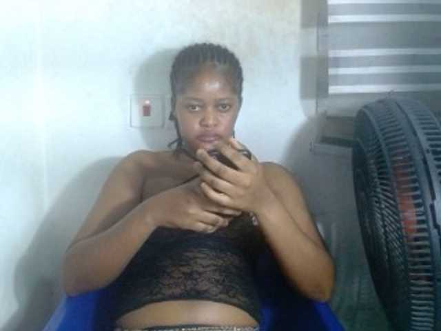 Slutcunt live cam on BongaCams