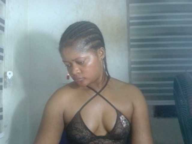 Slutcunt live cam on BongaCams