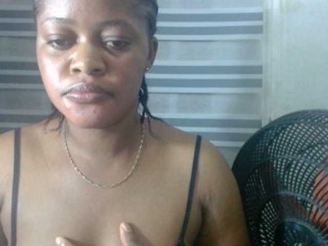 Slutcunt live cam on BongaCams