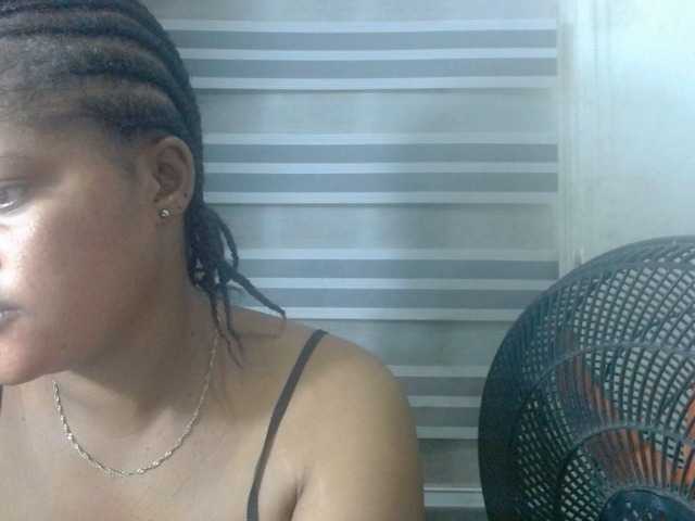 Slutcunt live cam on BongaCams