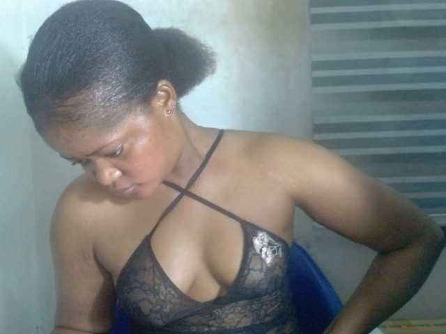 Slutcunt live cam on BongaCams