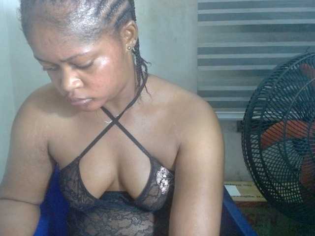 Slutcunt live cam on BongaCams