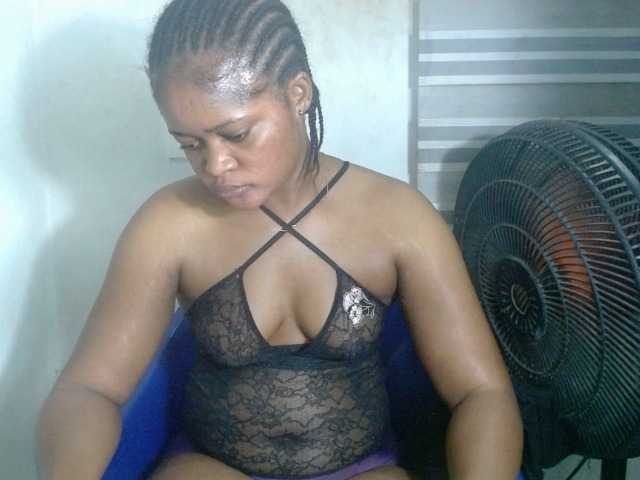 Slutcunt live cam on BongaCams