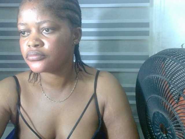 Slutcunt live cam on BongaCams