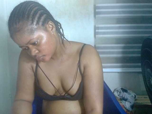 Slutcunt live cam on BongaCams