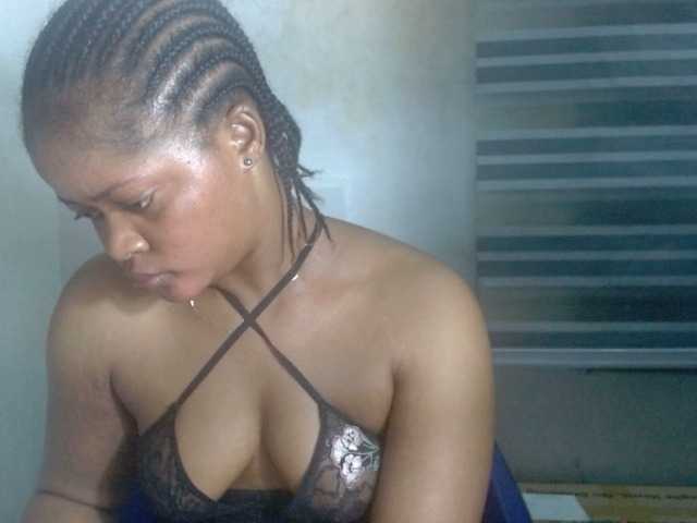 Slutcunt live cam on BongaCams