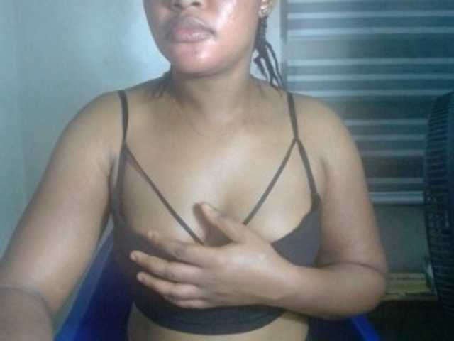 Slutcunt live cam on BongaCams