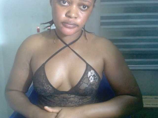 Slutcunt live cam on BongaCams