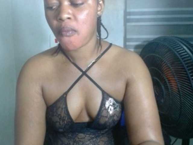 Slutcunt live cam on BongaCams