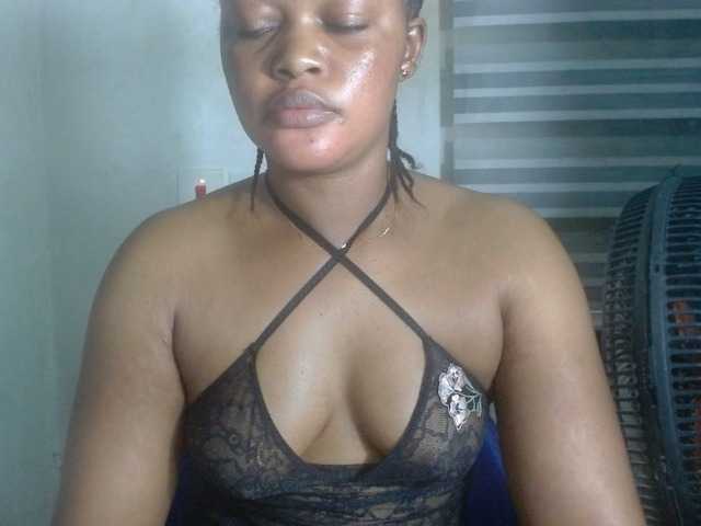 Slutcunt live cam on BongaCams