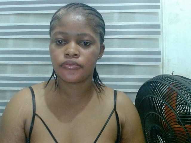 Slutcunt live cam on BongaCams