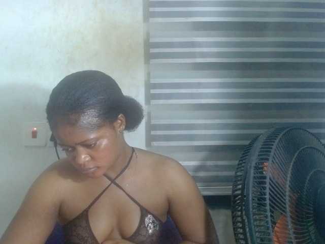 Slutcunt live cam on BongaCams
