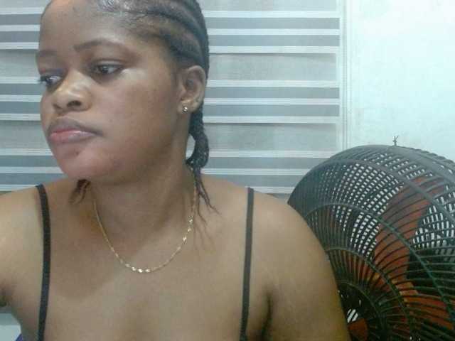 Slutcunt live cam on BongaCams