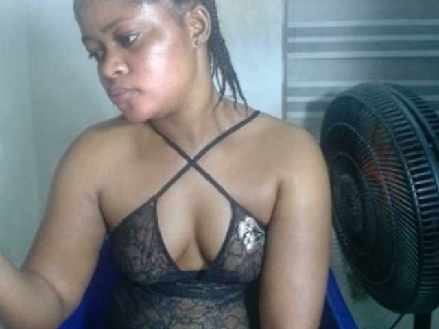 Slutcunt live cam on BongaCams