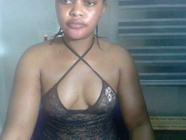Slutcunt live cam on BongaCams