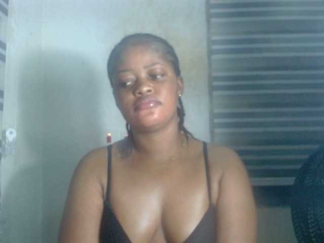 Slutcunt live cam on BongaCams