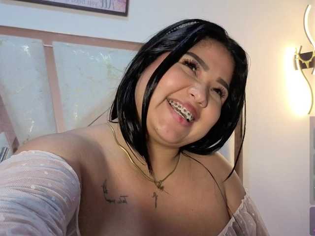 roosalysmitth live cam on BongaCams