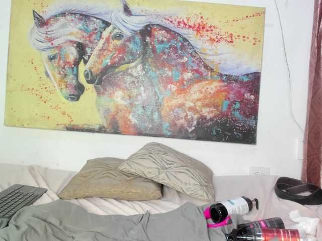 roosalysmitth live cam on BongaCams