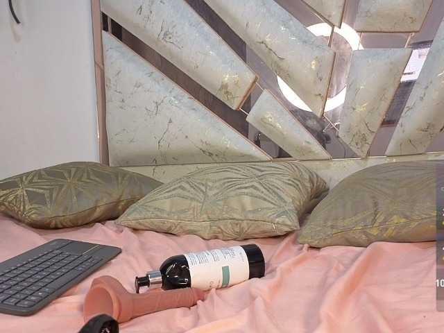 roosalysmitth live cam on BongaCams