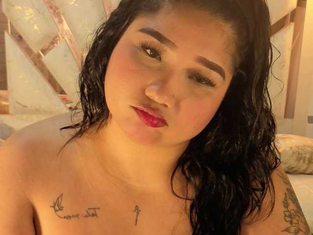roosalysmitth live cam on BongaCams