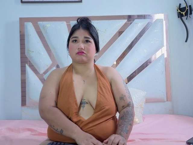 roosalysmitth live cam on BongaCams
