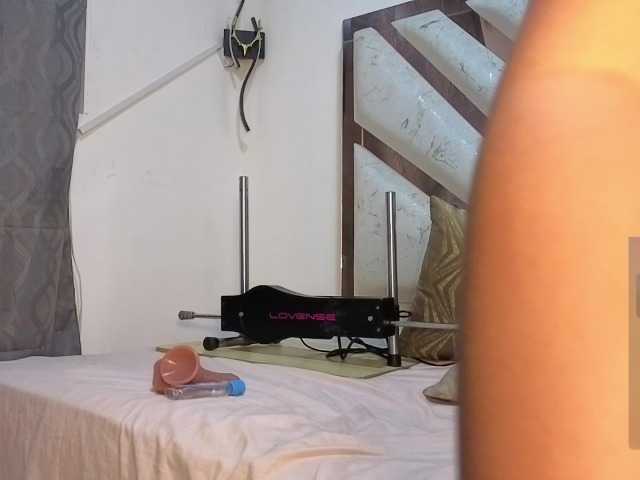 roosalysmitth live cam on BongaCams