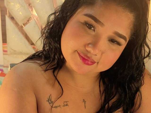 roosalysmitth live cam on BongaCams