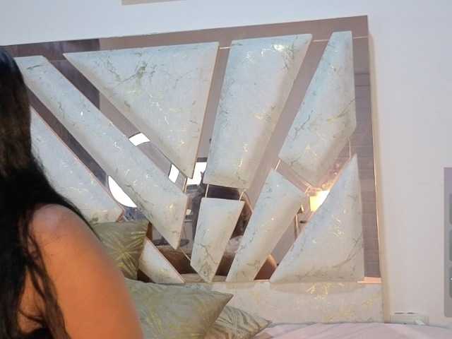 roosalysmitth live cam on BongaCams