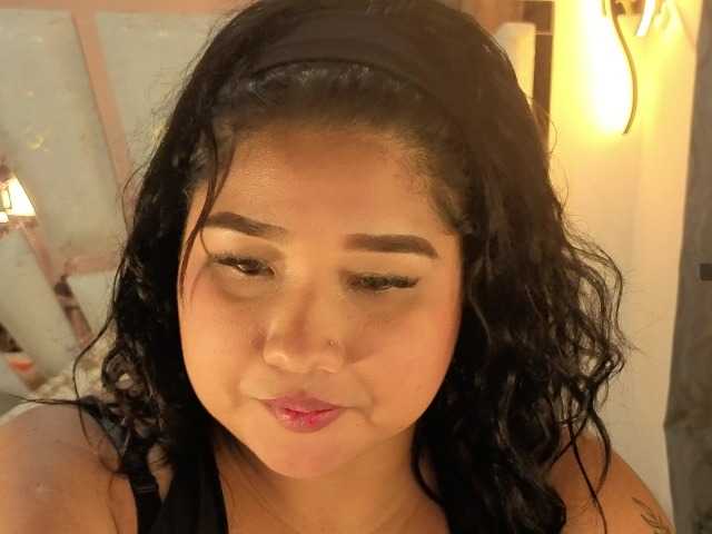 roosalysmitth live cam on BongaCams
