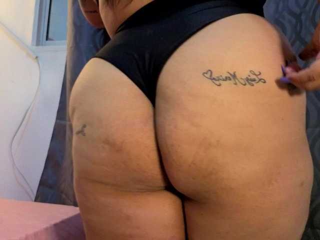 roosalysmitth live cam on BongaCams