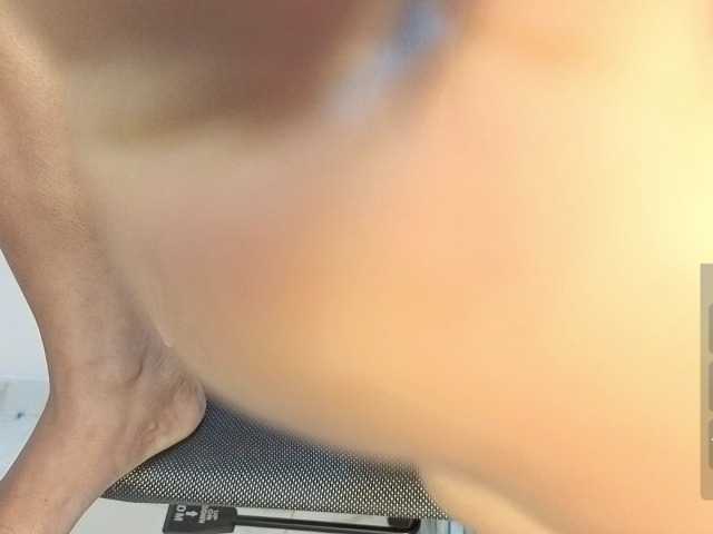 roosalysmitth live cam on BongaCams