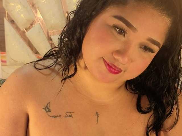 roosalysmitth live cam on BongaCams