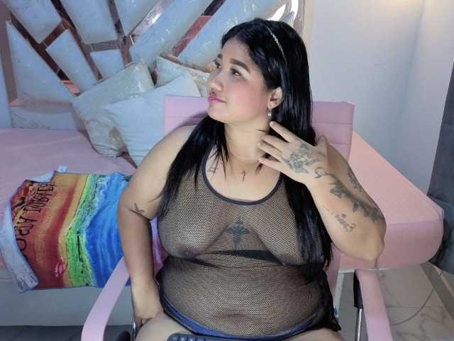 roosalysmitth live cam on BongaCams