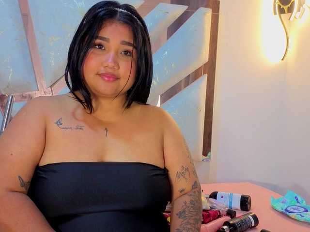 roosalysmitth live cam on BongaCams