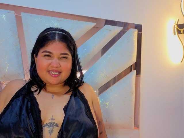roosalysmitth live cam on BongaCams
