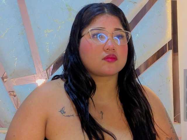 roosalysmitth live cam on BongaCams