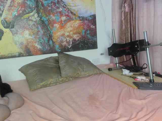 EmmaWaditsoon webcam