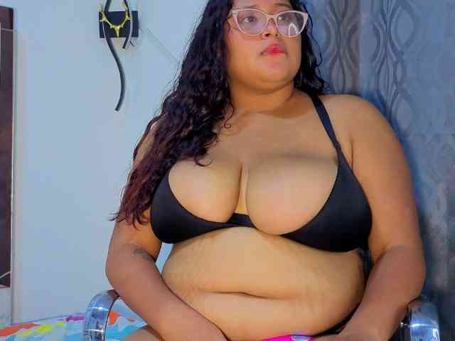 EmmaWaditsoon webcam