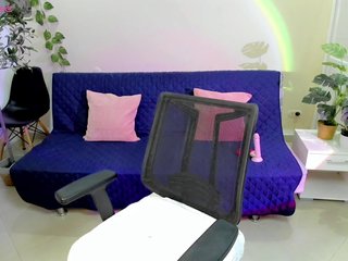 Zoe-saldana's Live Webcam