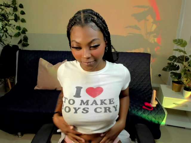 Zoe-saldana live cam on BongaCams