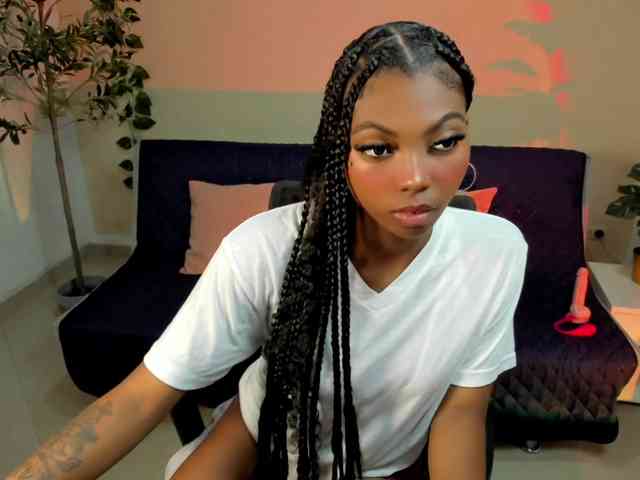 Zoe-saldana webcam