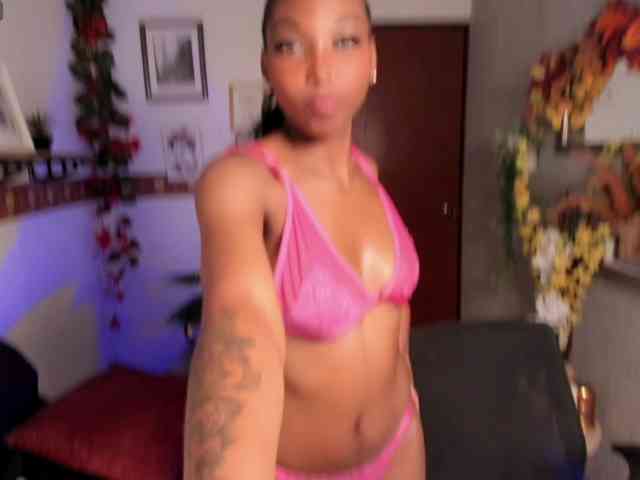 Zoe-saldana webcam